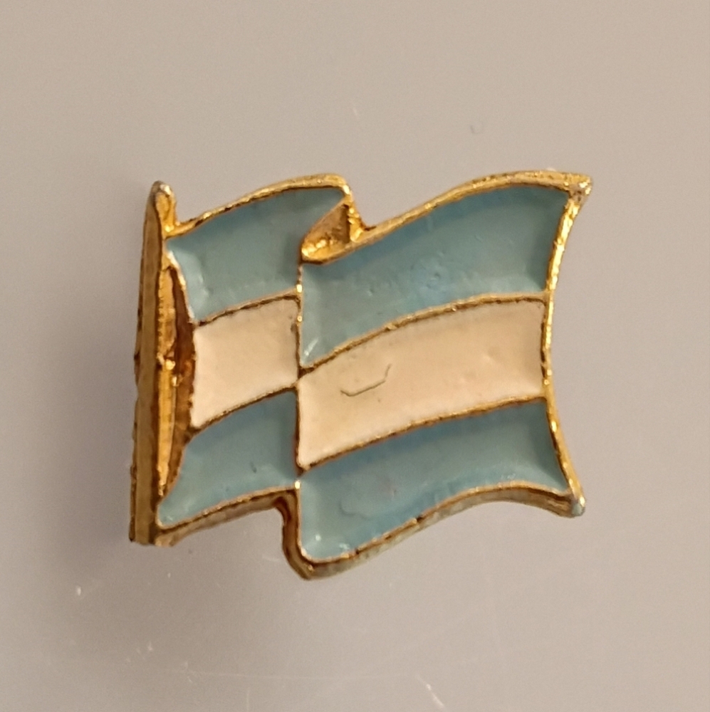 Argentina Gold and Blue Flag Pin, vintage